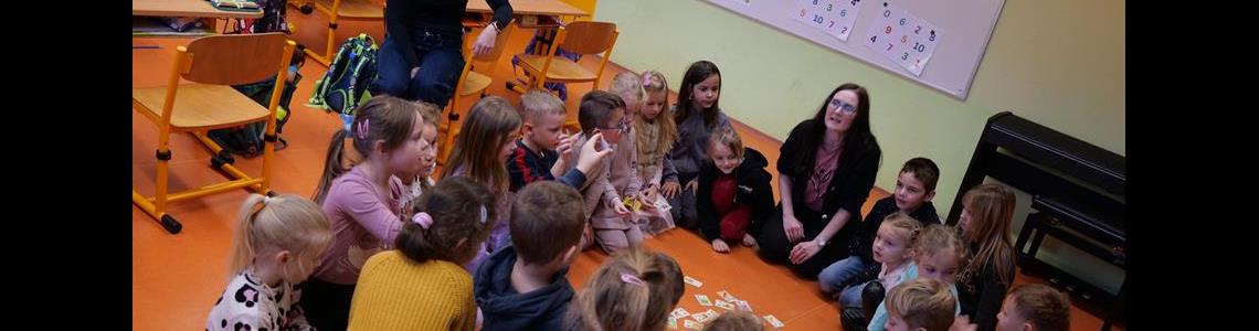 PŘEDŠKOLÁČCI VE ŠKOLE PŘED ZÁPISEM 